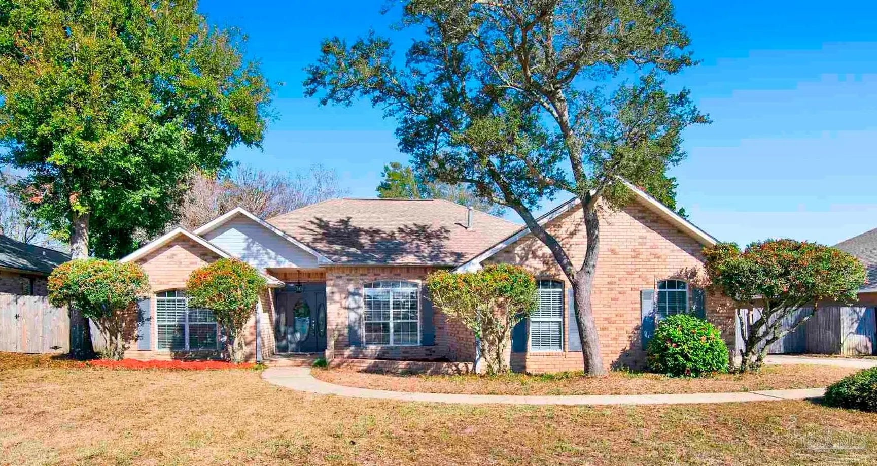 Photo of Listing #676211