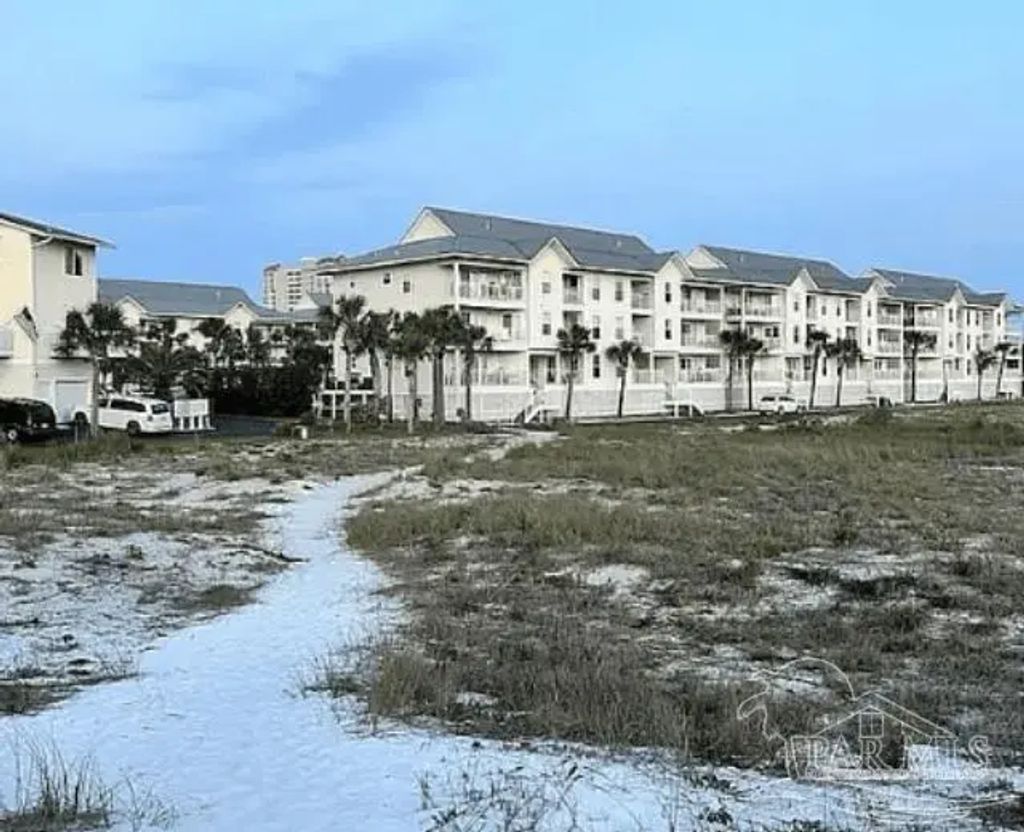 8496 Gulf Blvd #413, Navarre