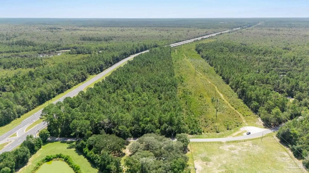 S Hwy 87, Milton