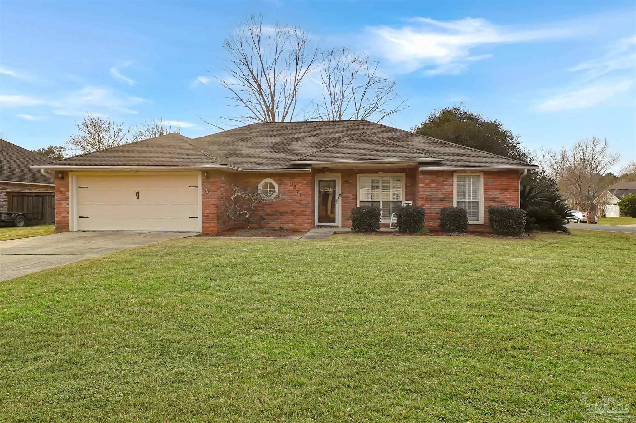 Photo of Listing #677523