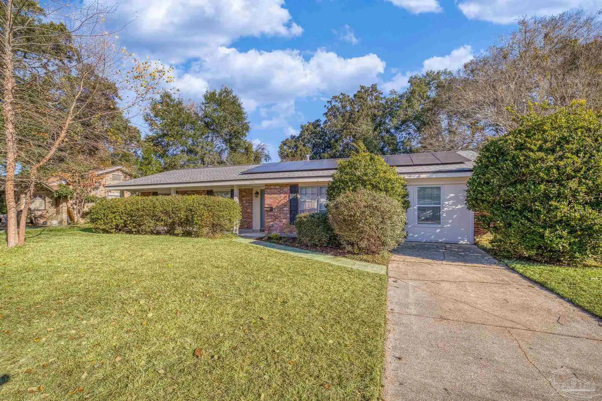 Photo of Listing #675396