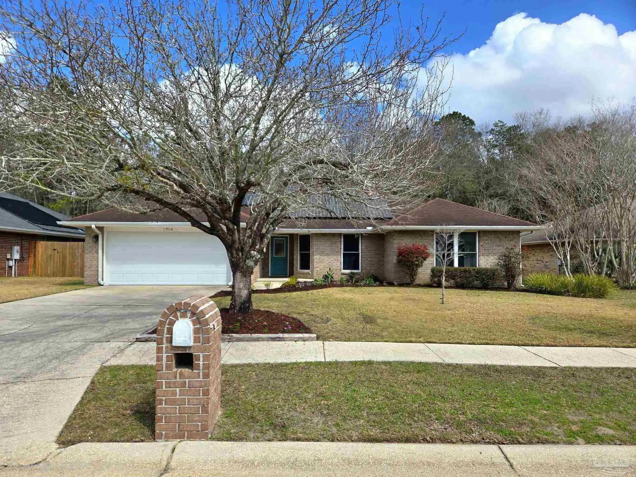 Photo of Listing #678563