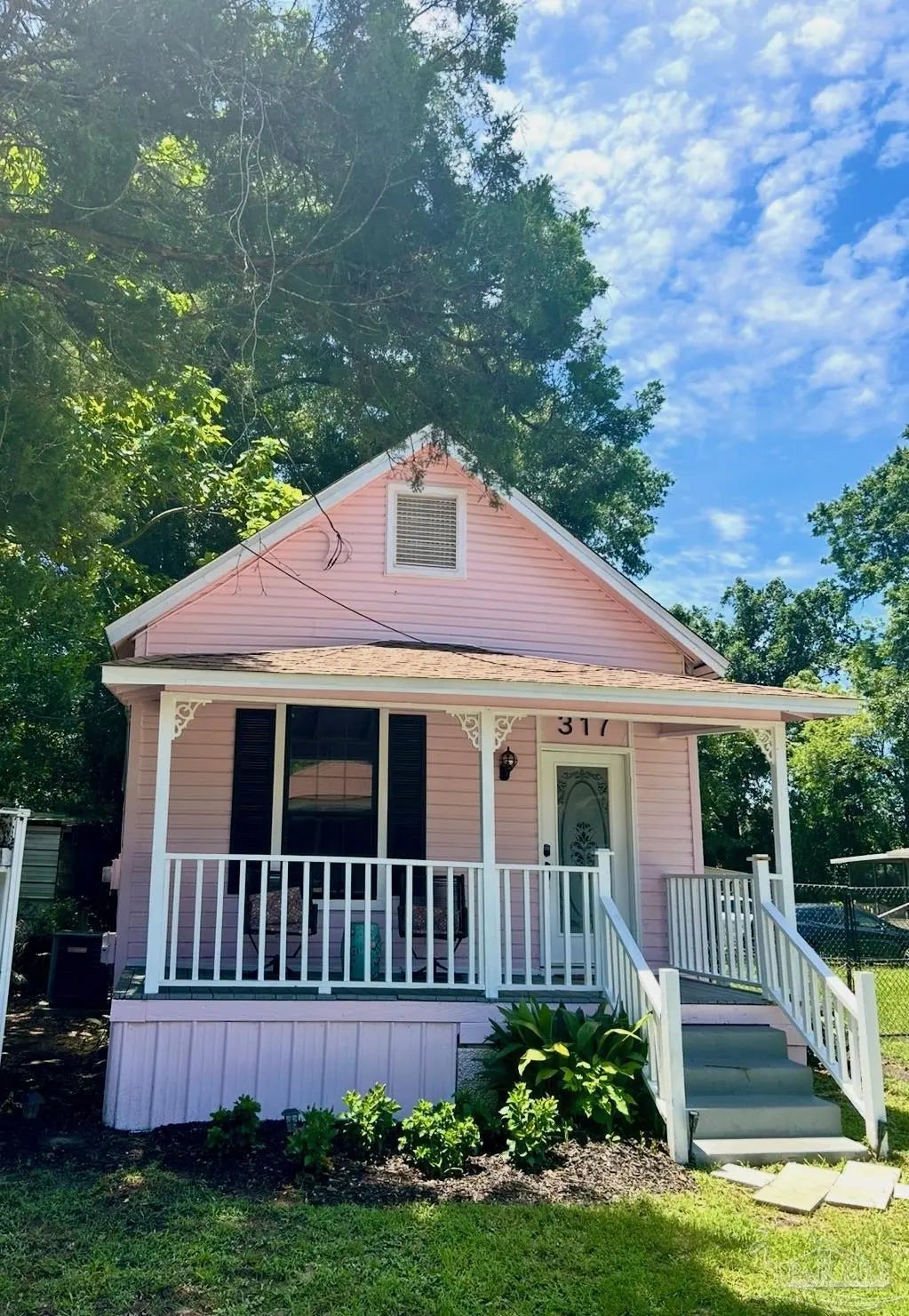 Photo of Listing #666913