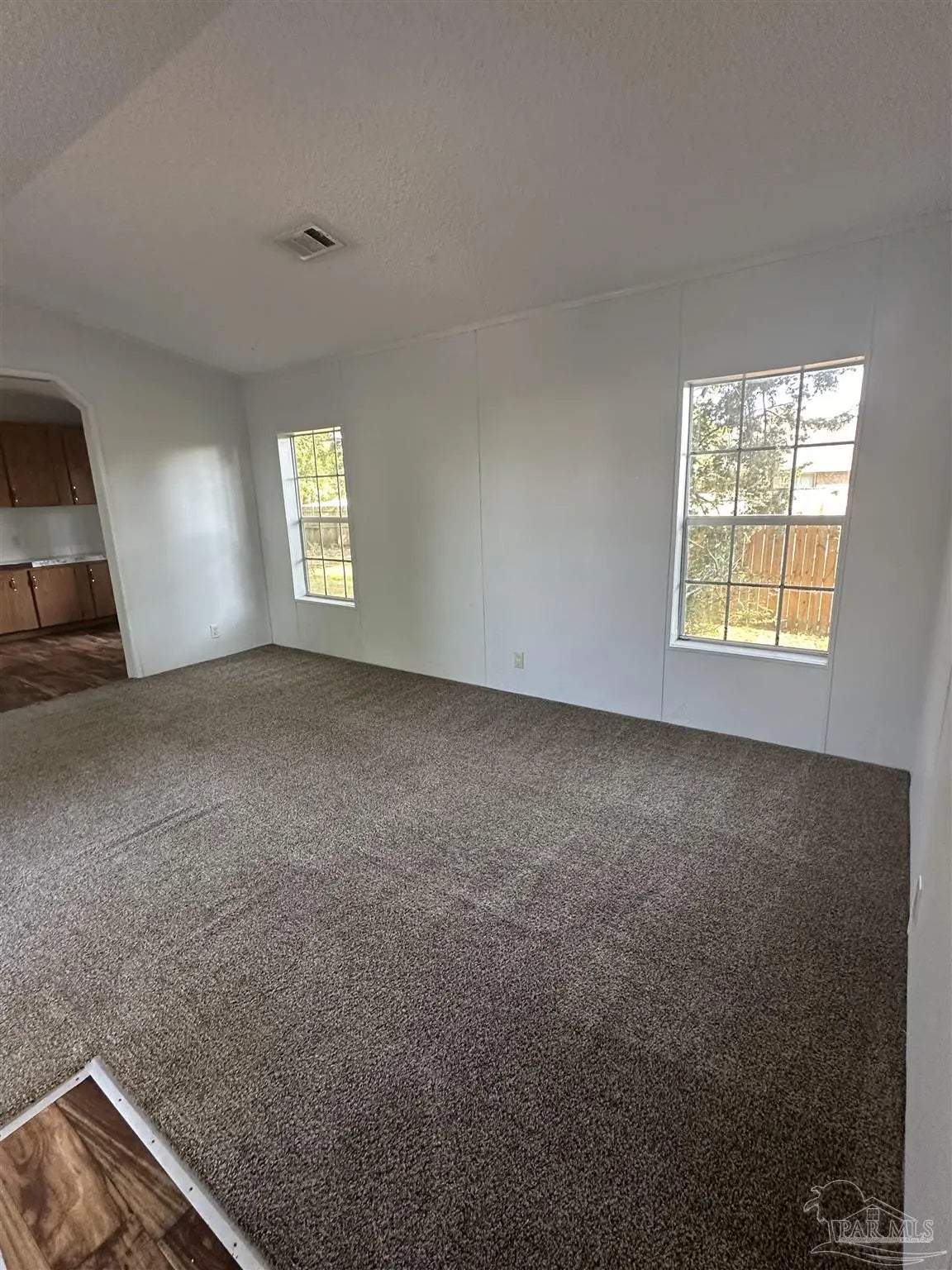 Photo of Listing #670609