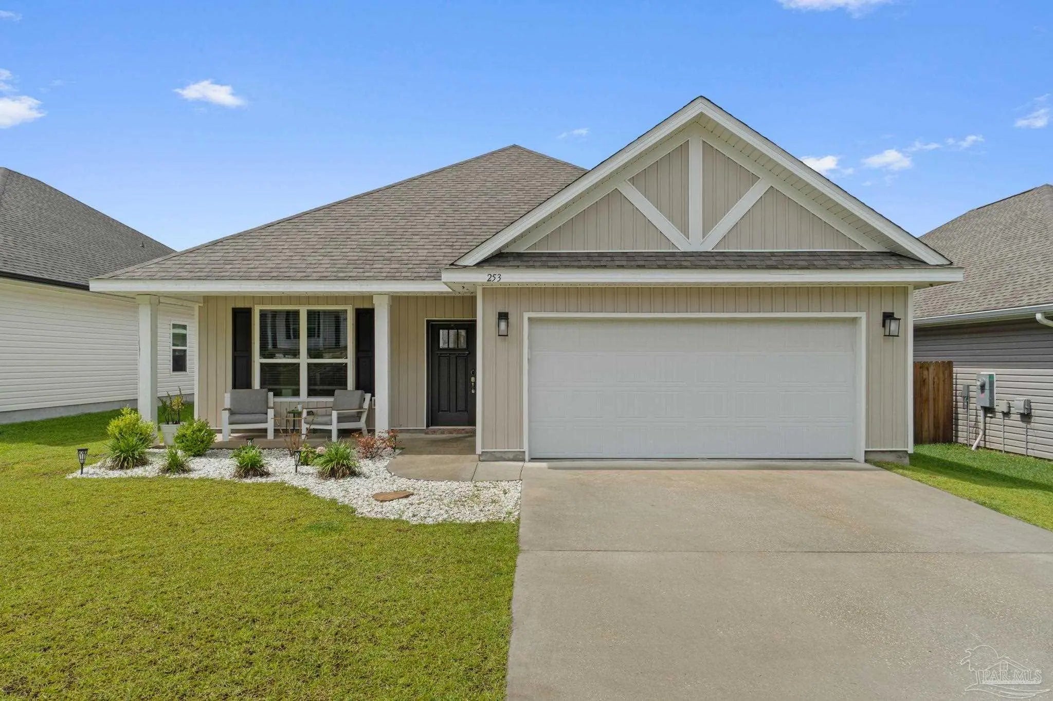 Photo of Listing #668971