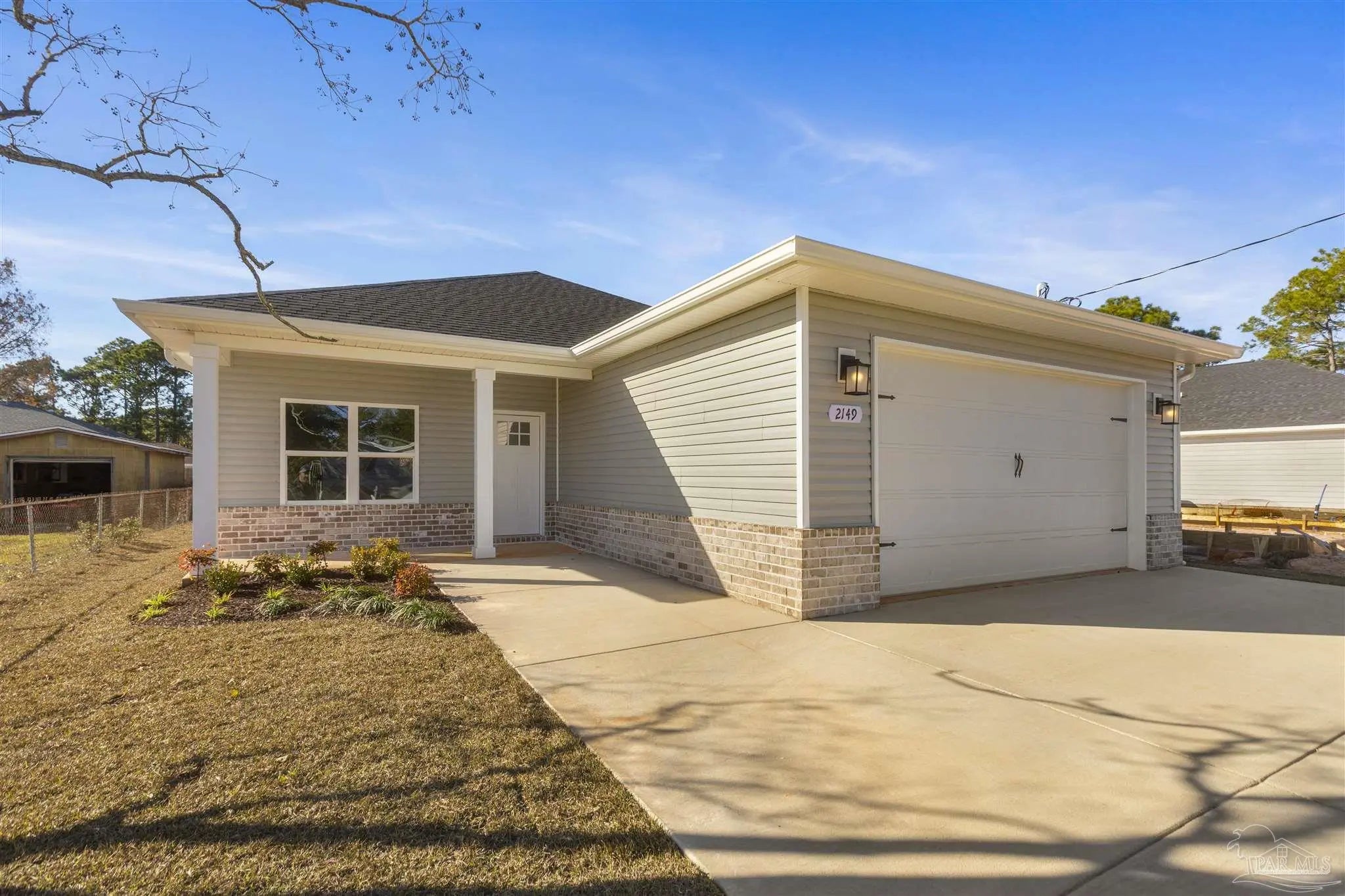 Photo of Listing #674191