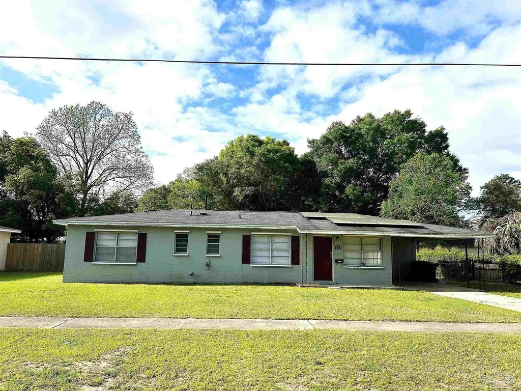 232 Broussard St, Pensacola