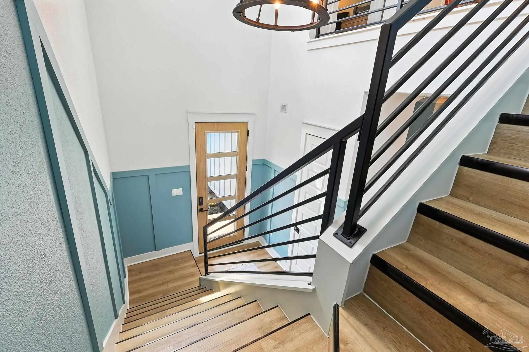 Photo of Listing #669772