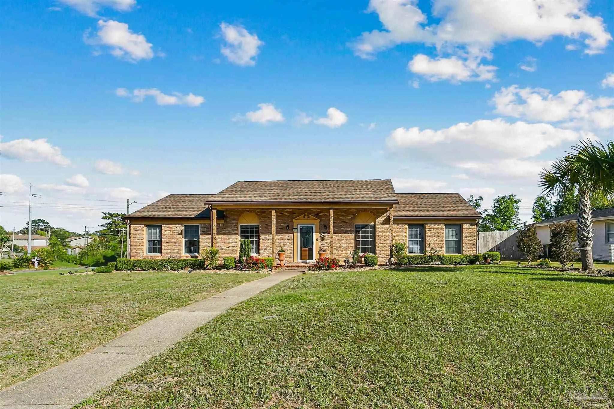 Photo of Listing #680864