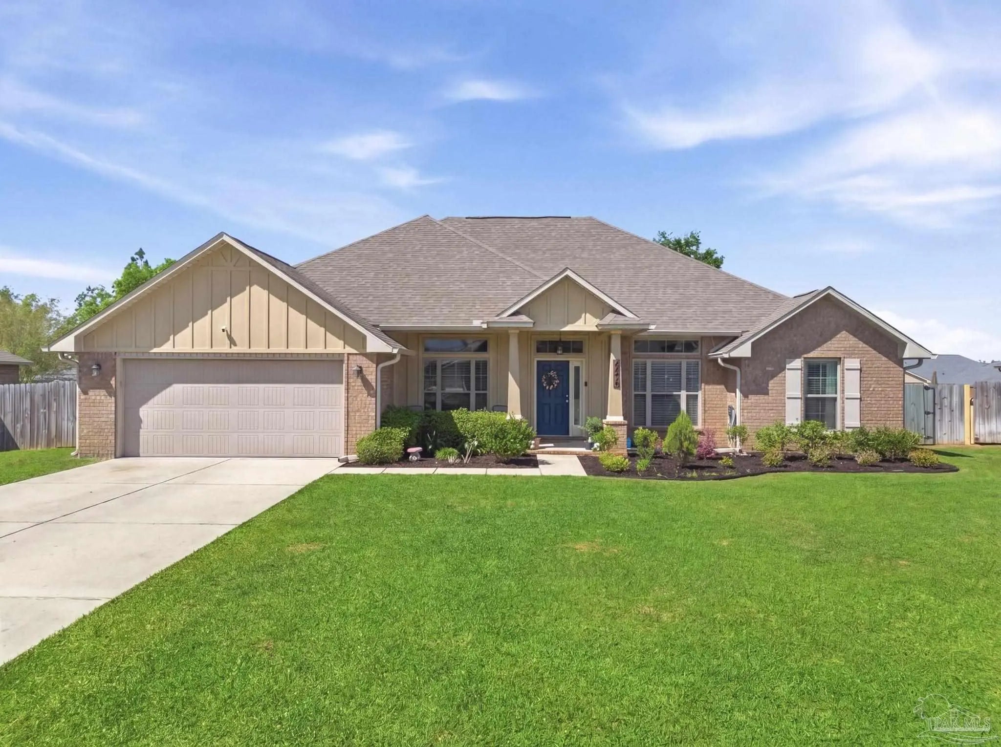 Photo of Listing #680758