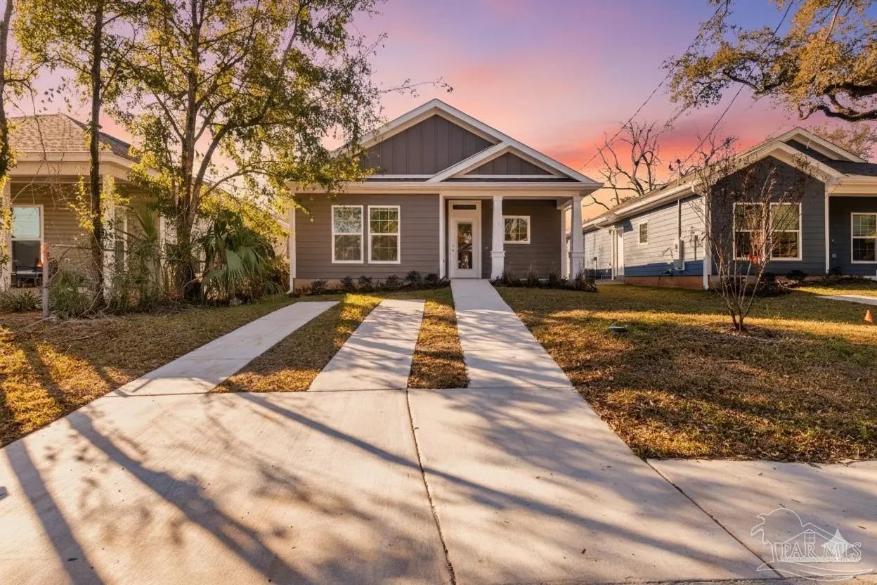 Photo of Listing #677281