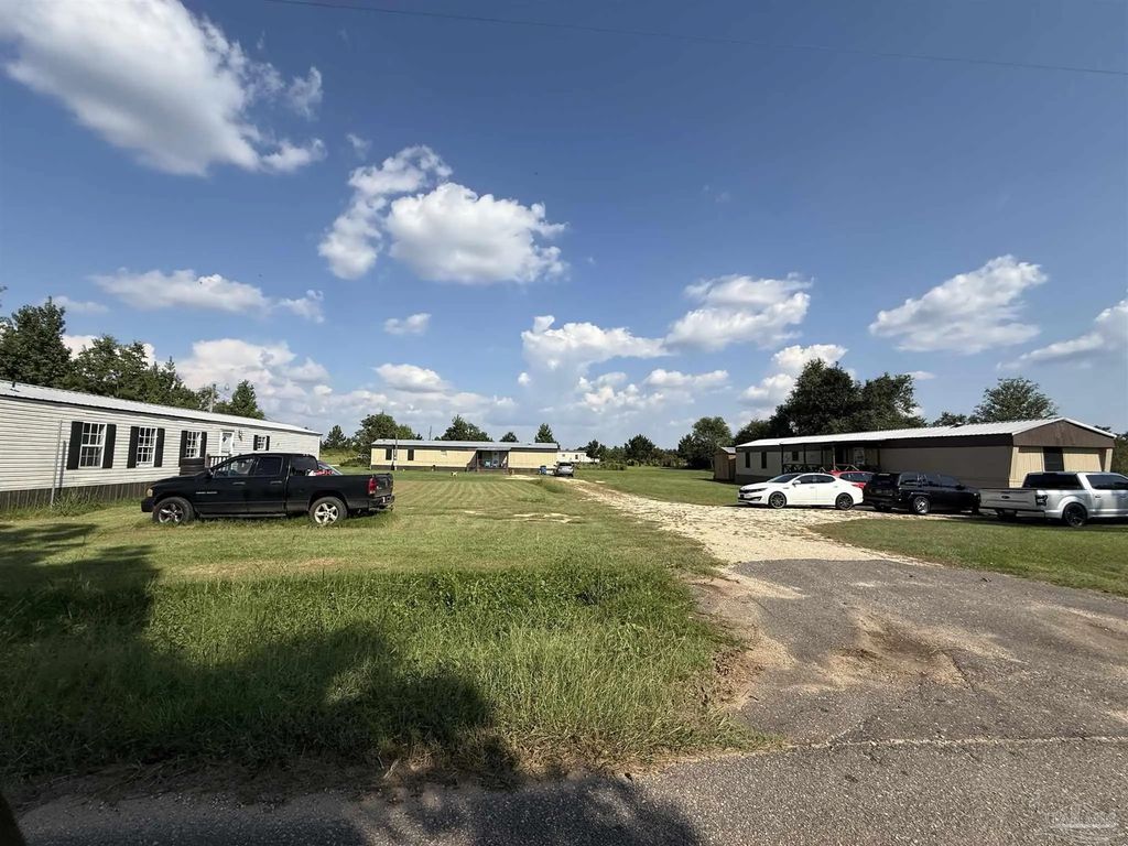 101 Swift St, Atmore