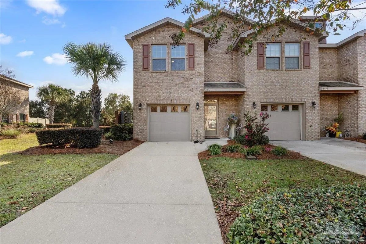 Photo of Listing #674286