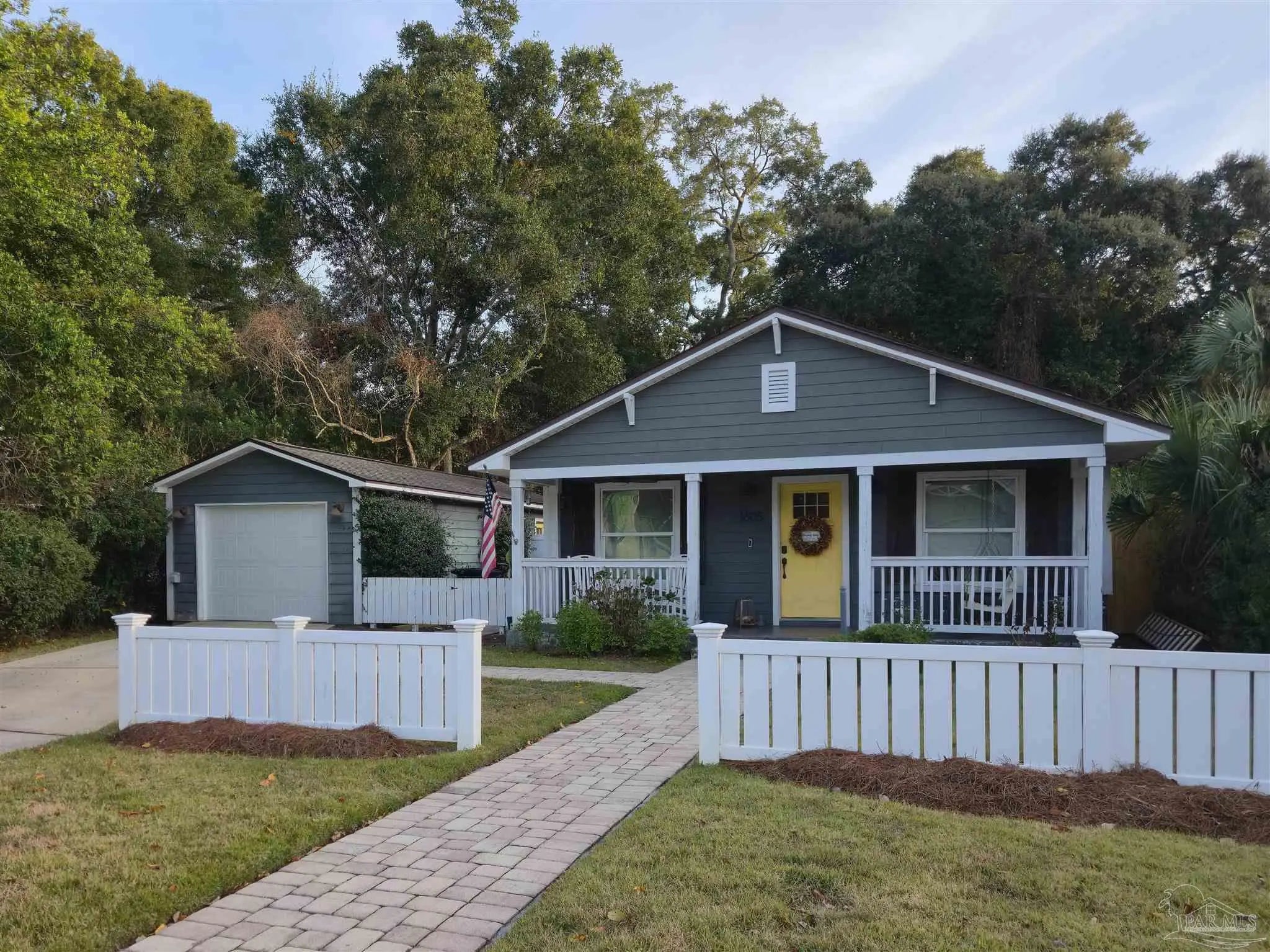 Photo of Listing #675007