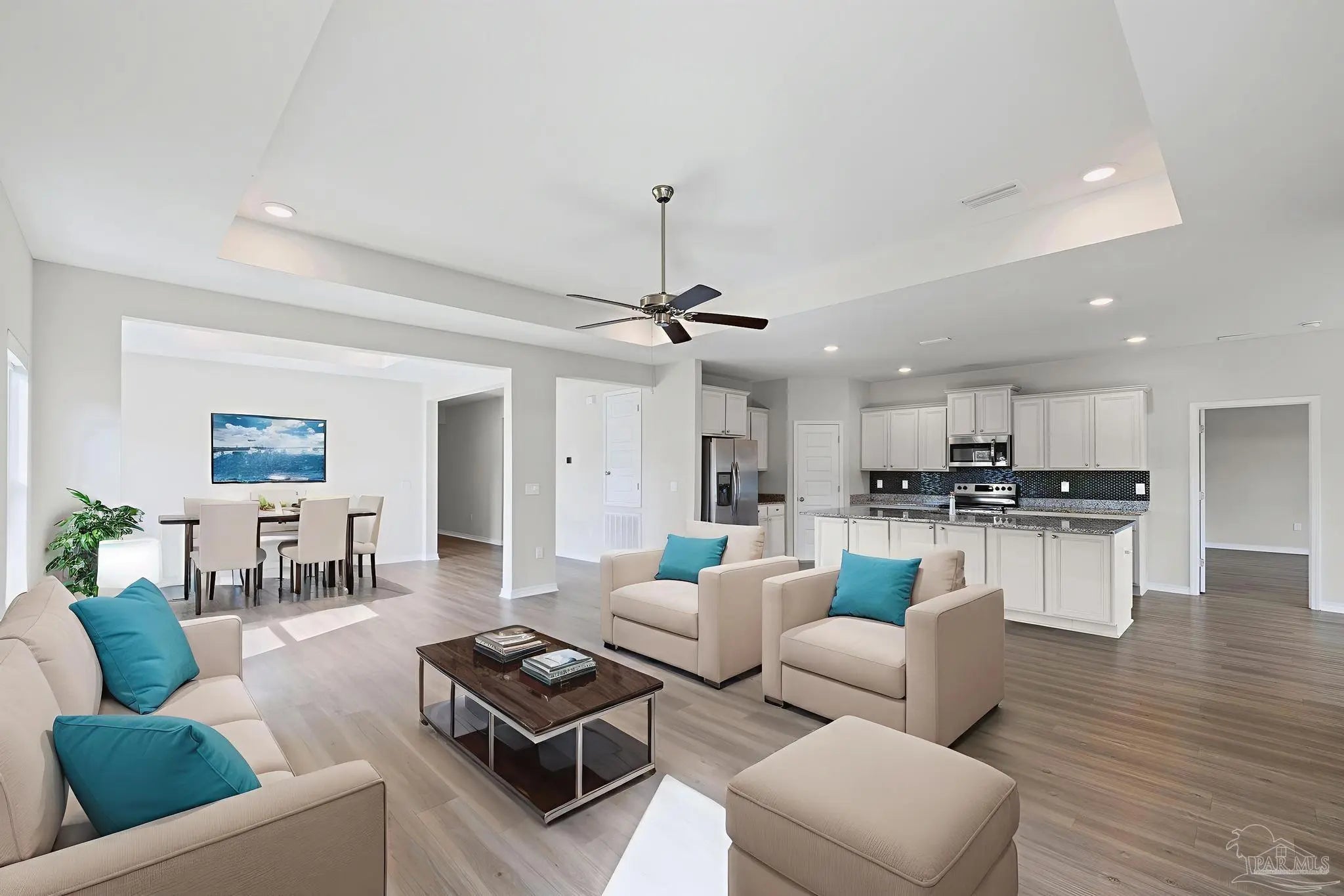 Photo of Listing #671219