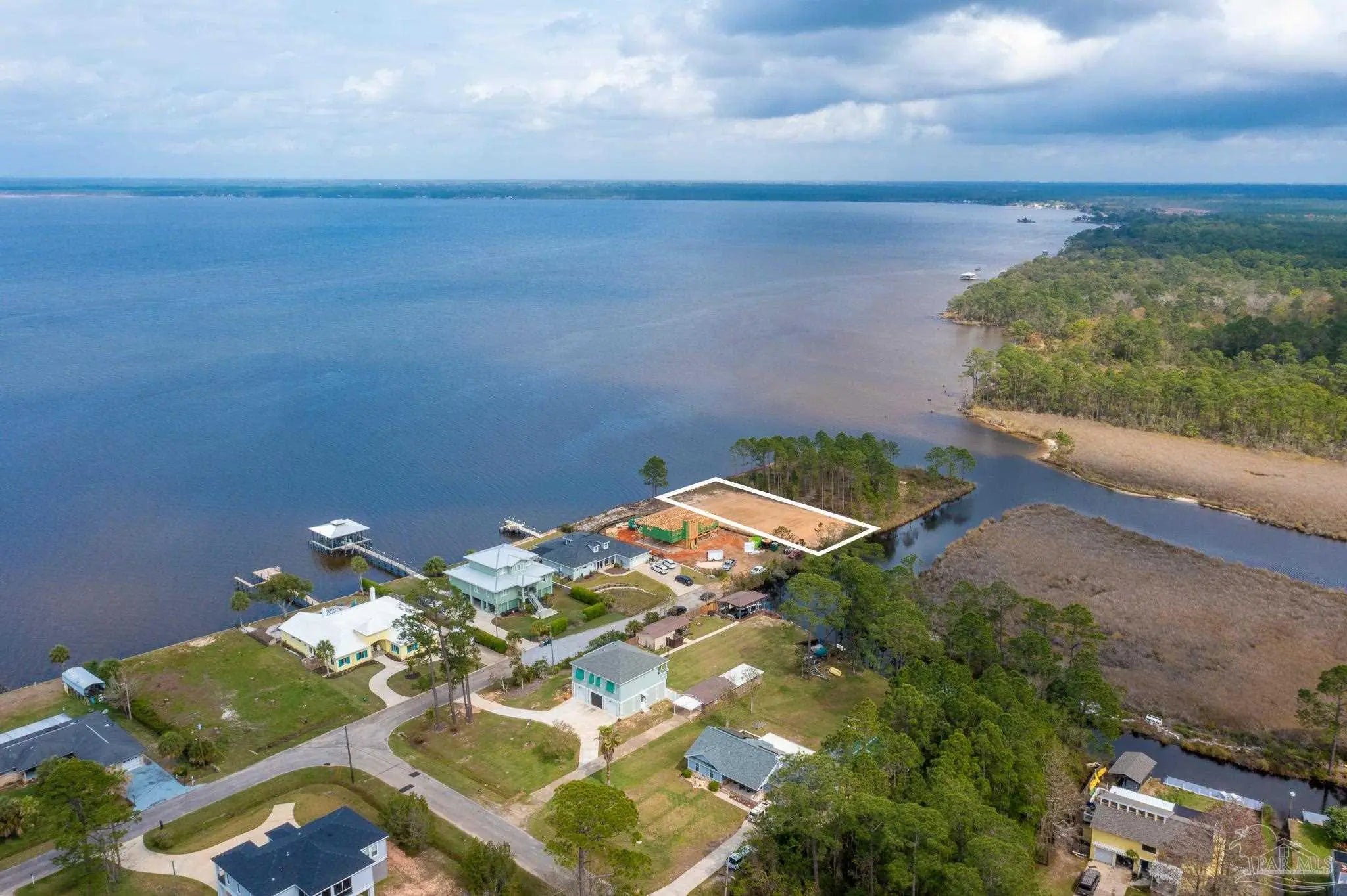 Photo of Listing #660015