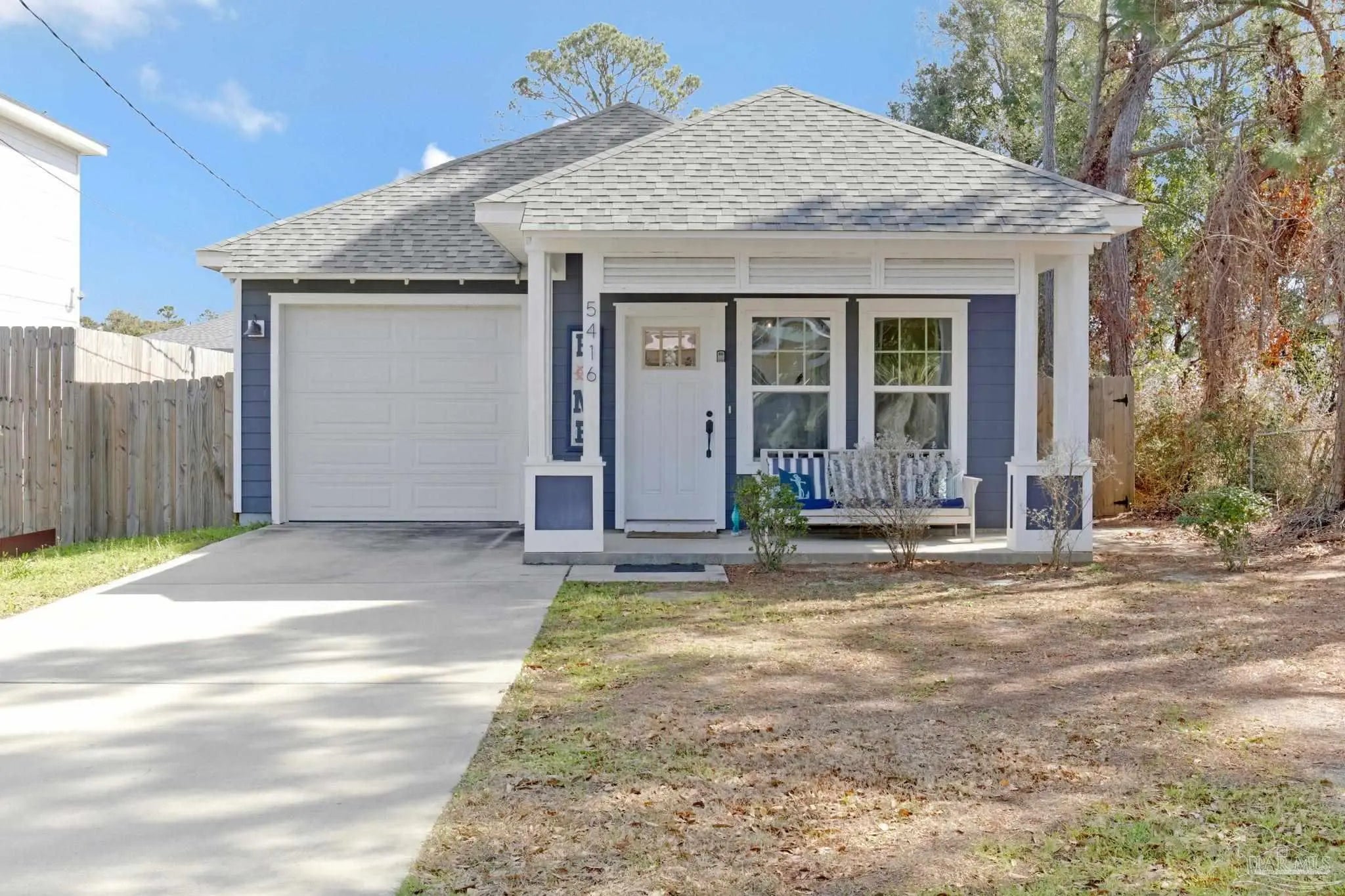 Photo of Listing #678313