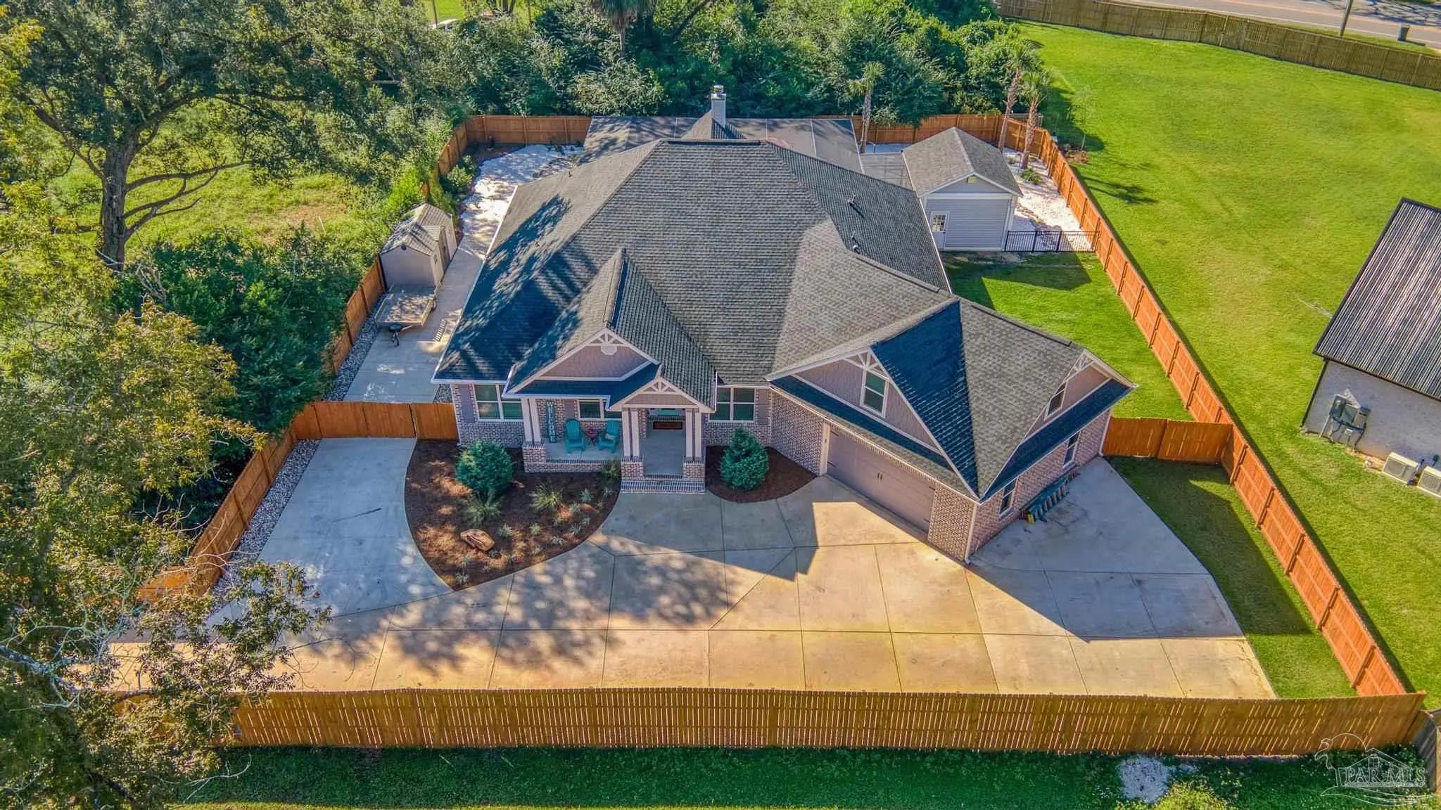 Photo of Listing #672541