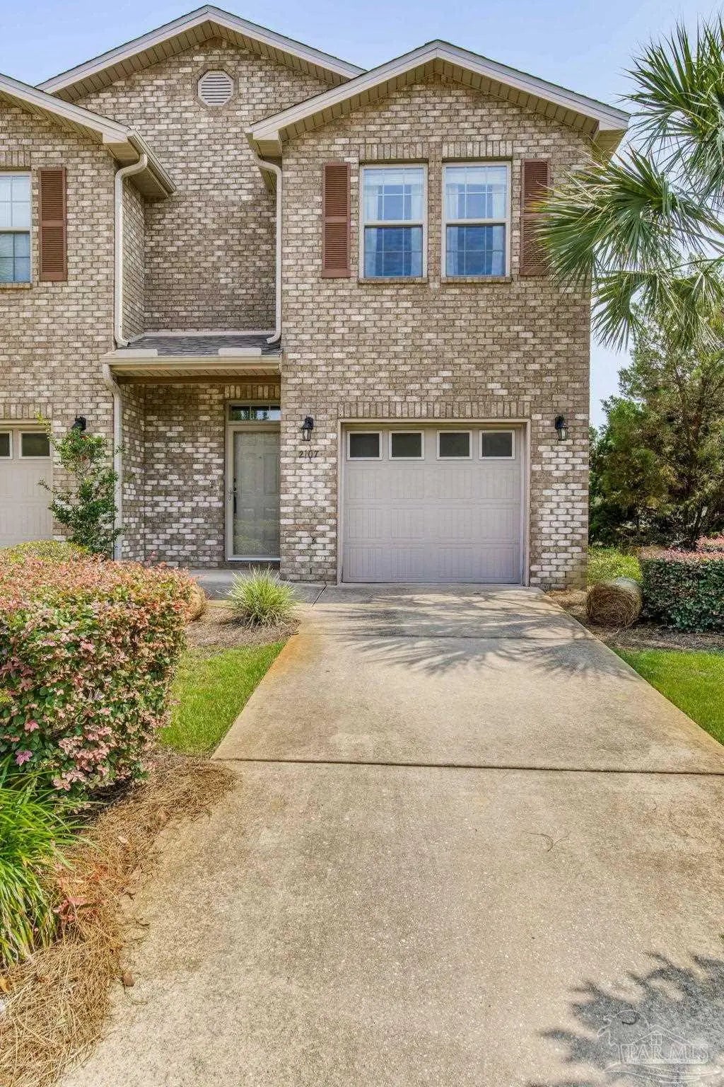 Photo of Listing #665460