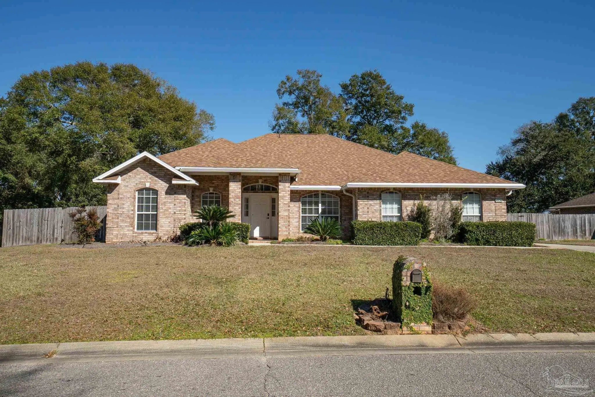 Photo of Listing #676562