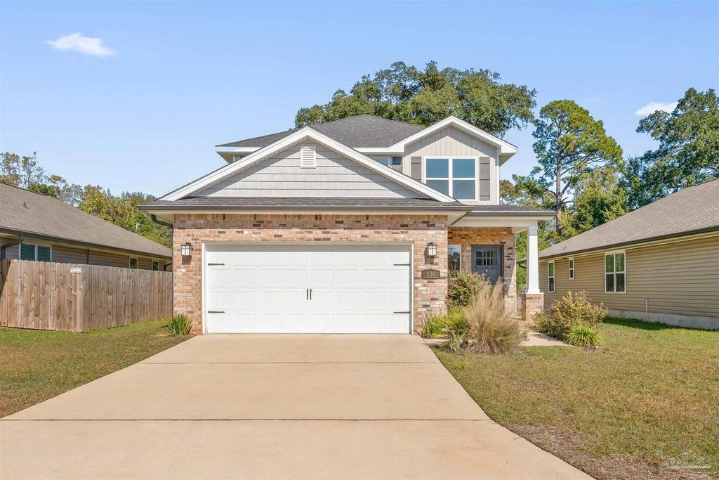 136 Polo Terrace, Pensacola