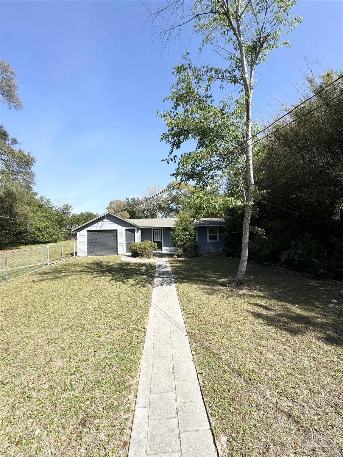 Photo of Listing #680999