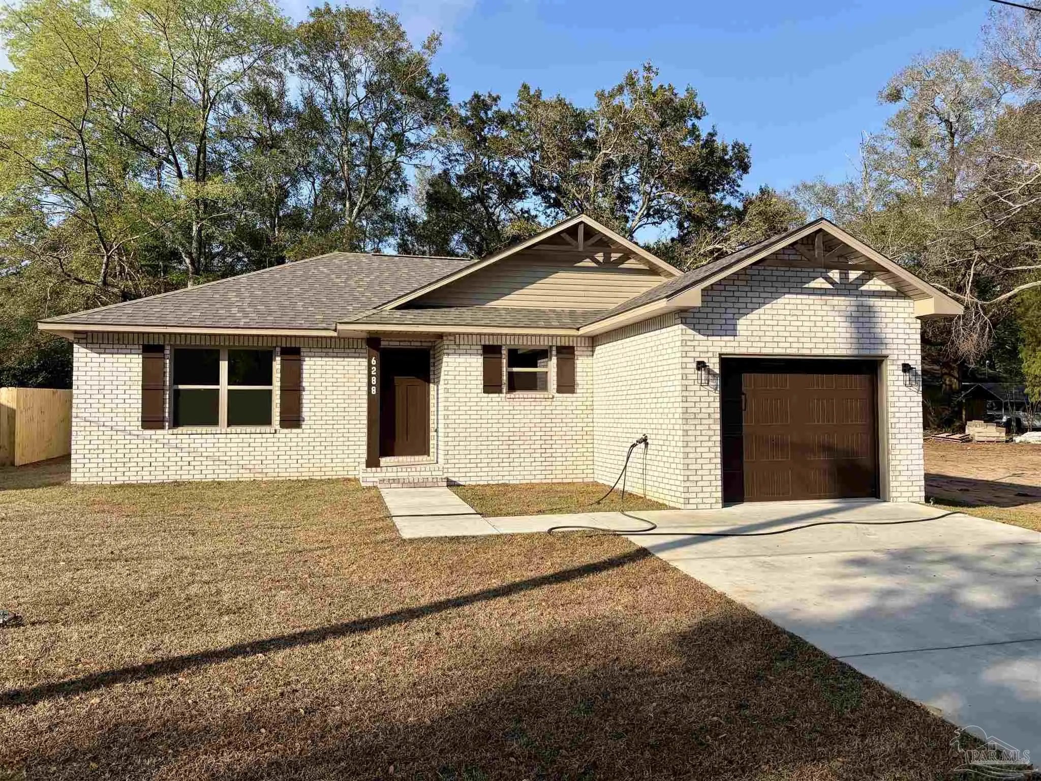 Photo of Listing #677461