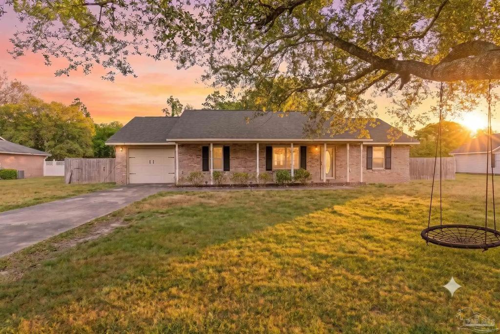 6332 Jason Dr, Milton