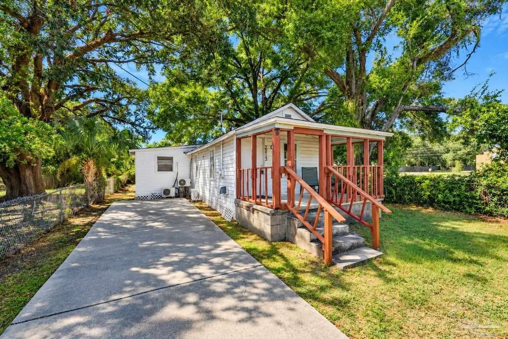 2813 N F St, Pensacola