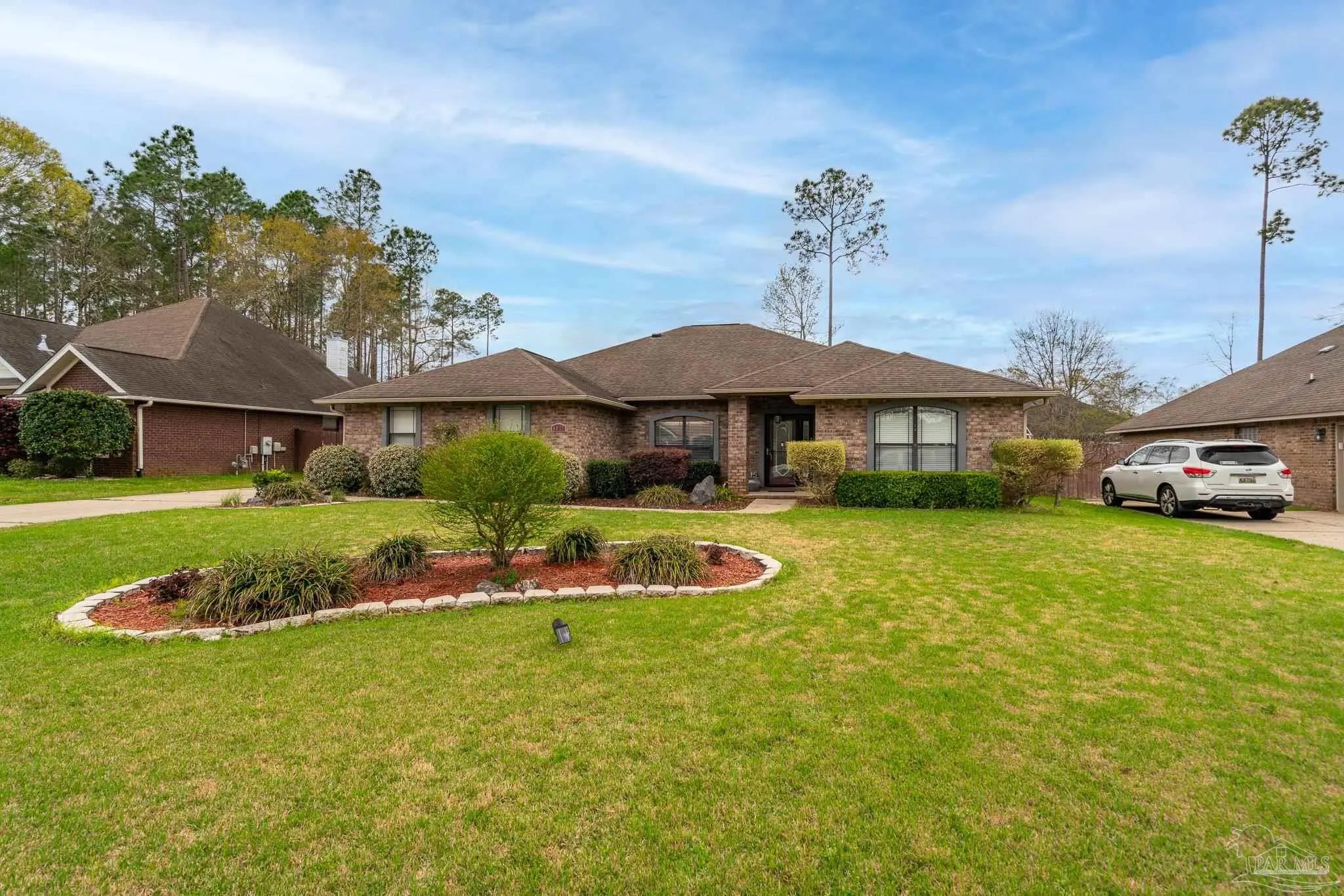 Photo of Listing #679010