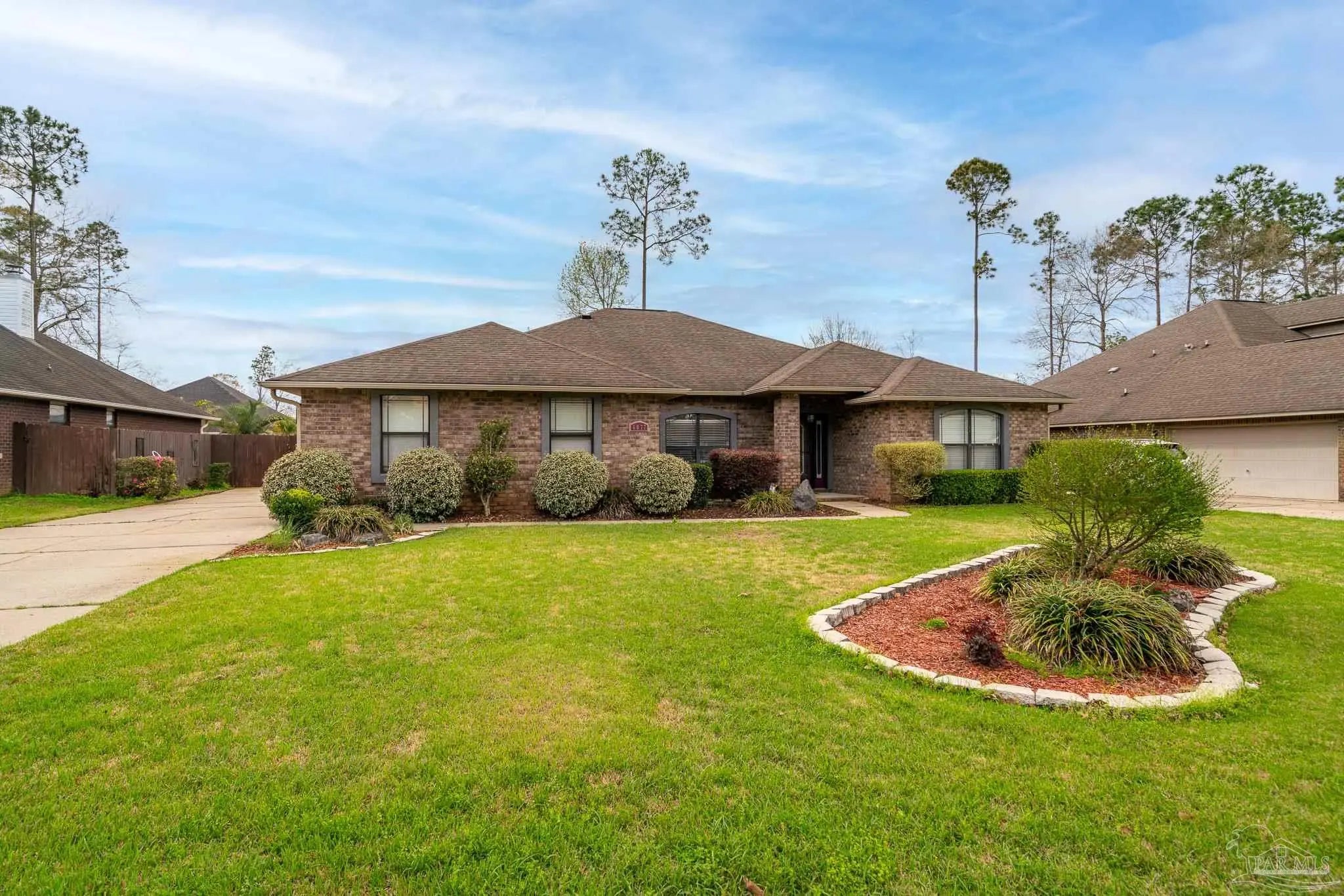 Photo of Listing #679010