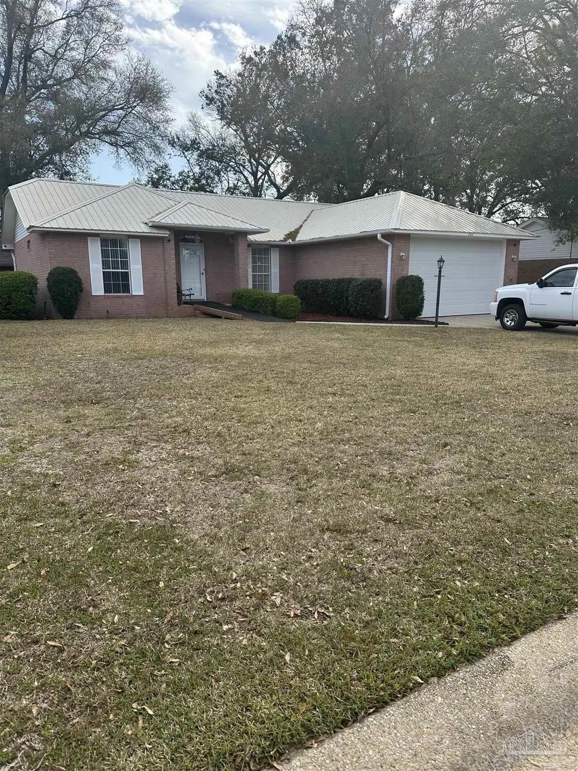 Photo of Listing #660385