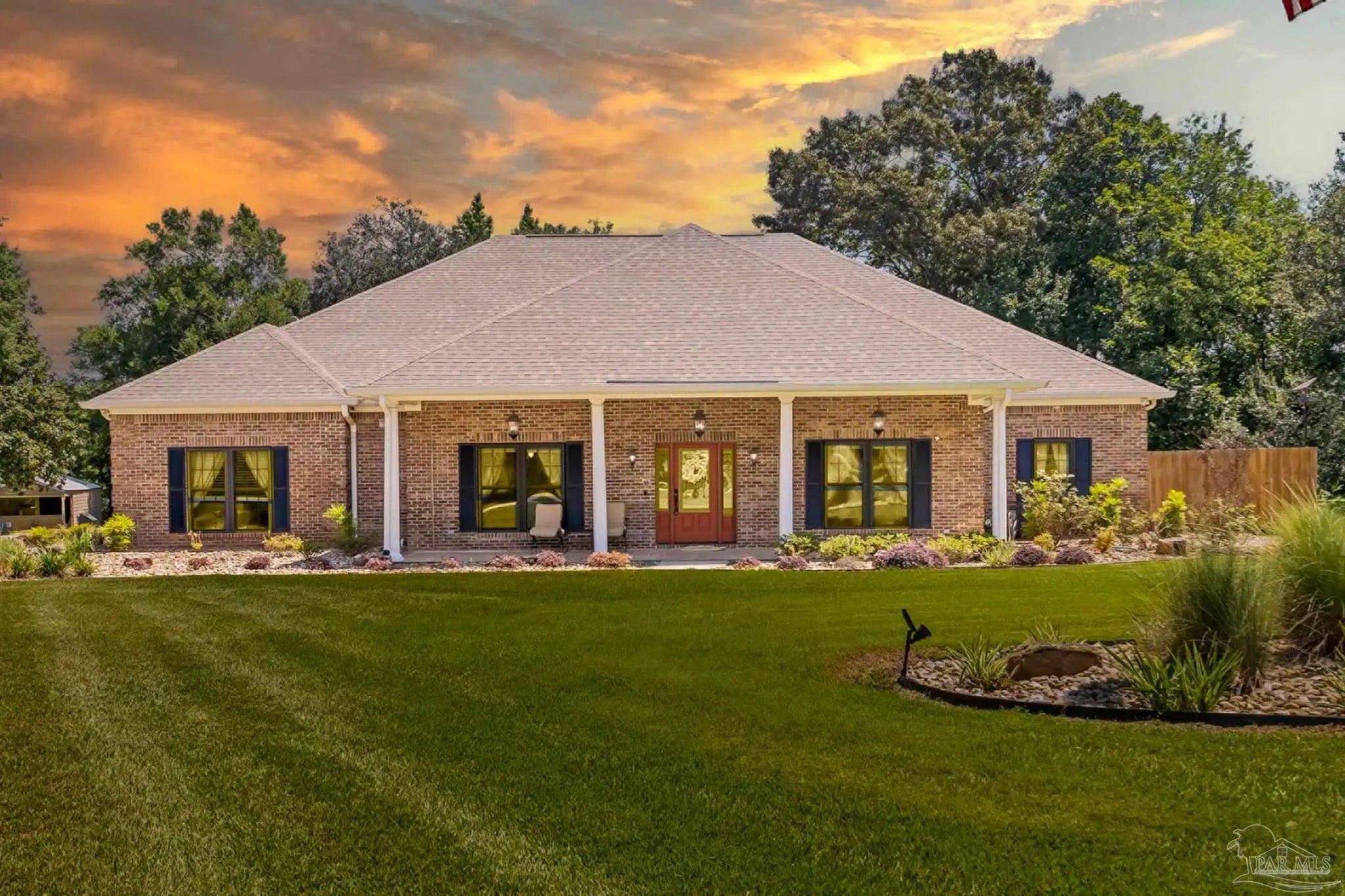 Photo of Listing #669627