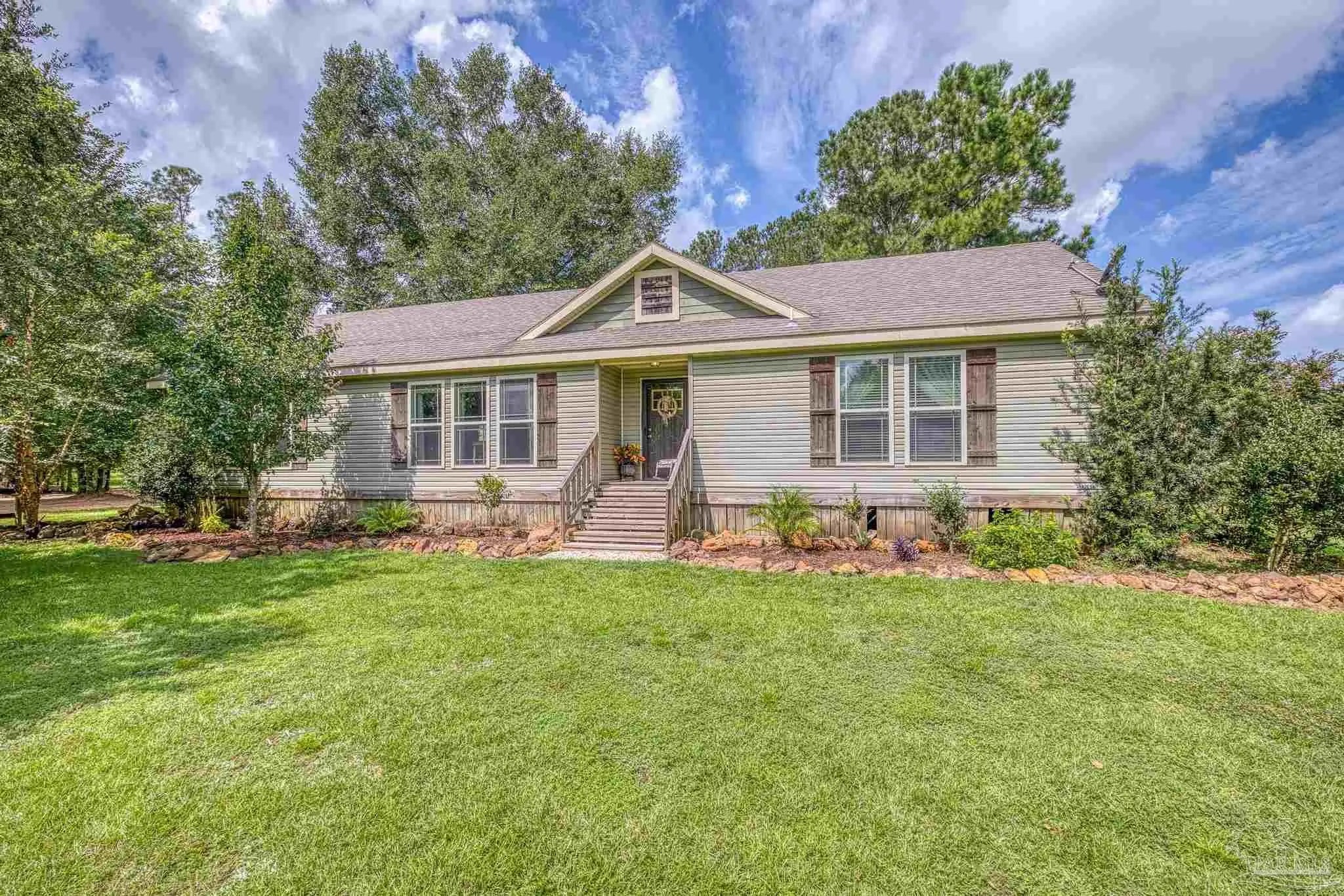 Photo of Listing #676736