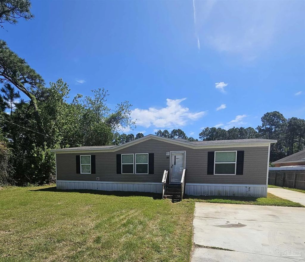 208 Starfish Rd, Mary Esther