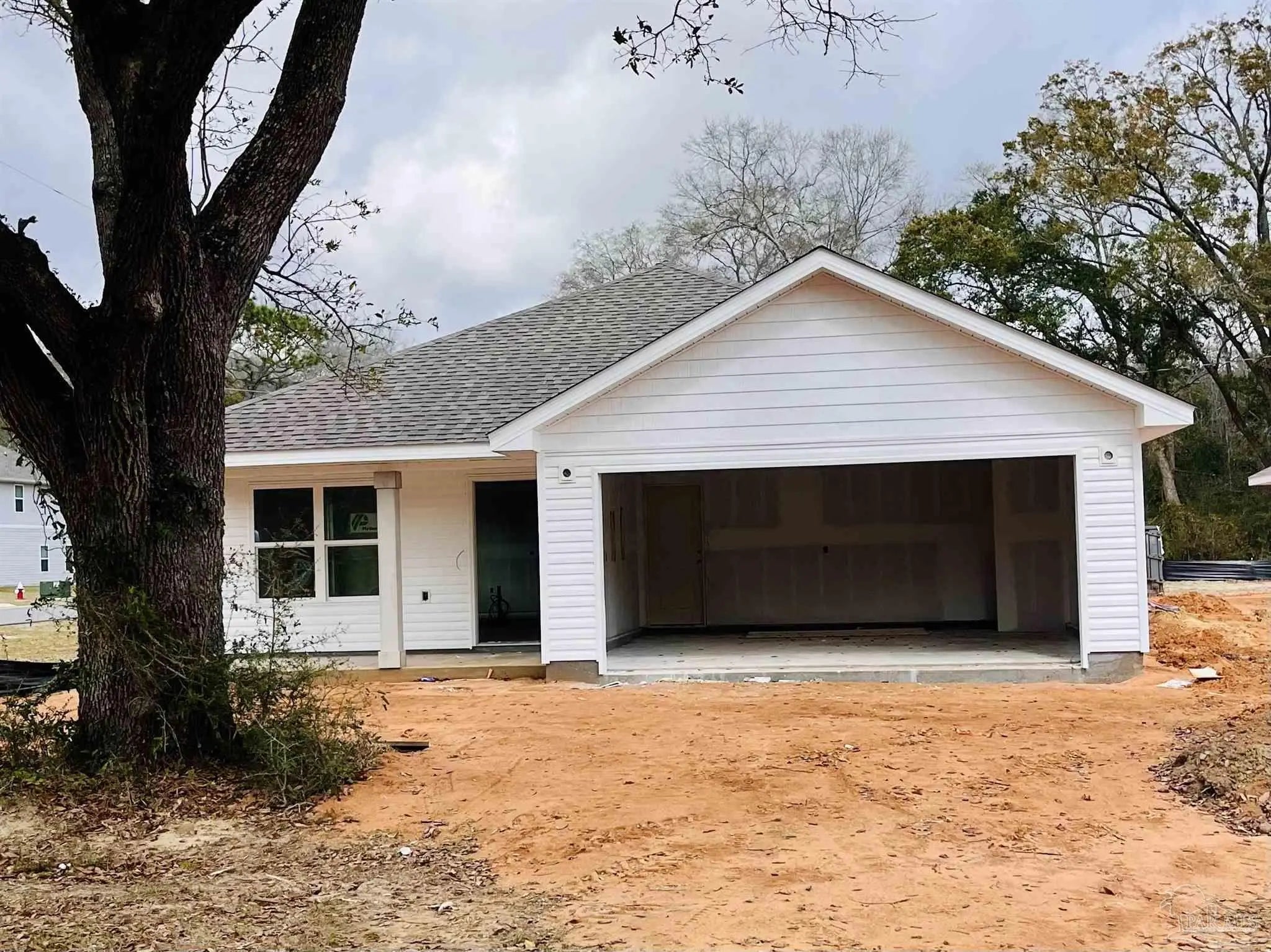 Photo of Listing #678133