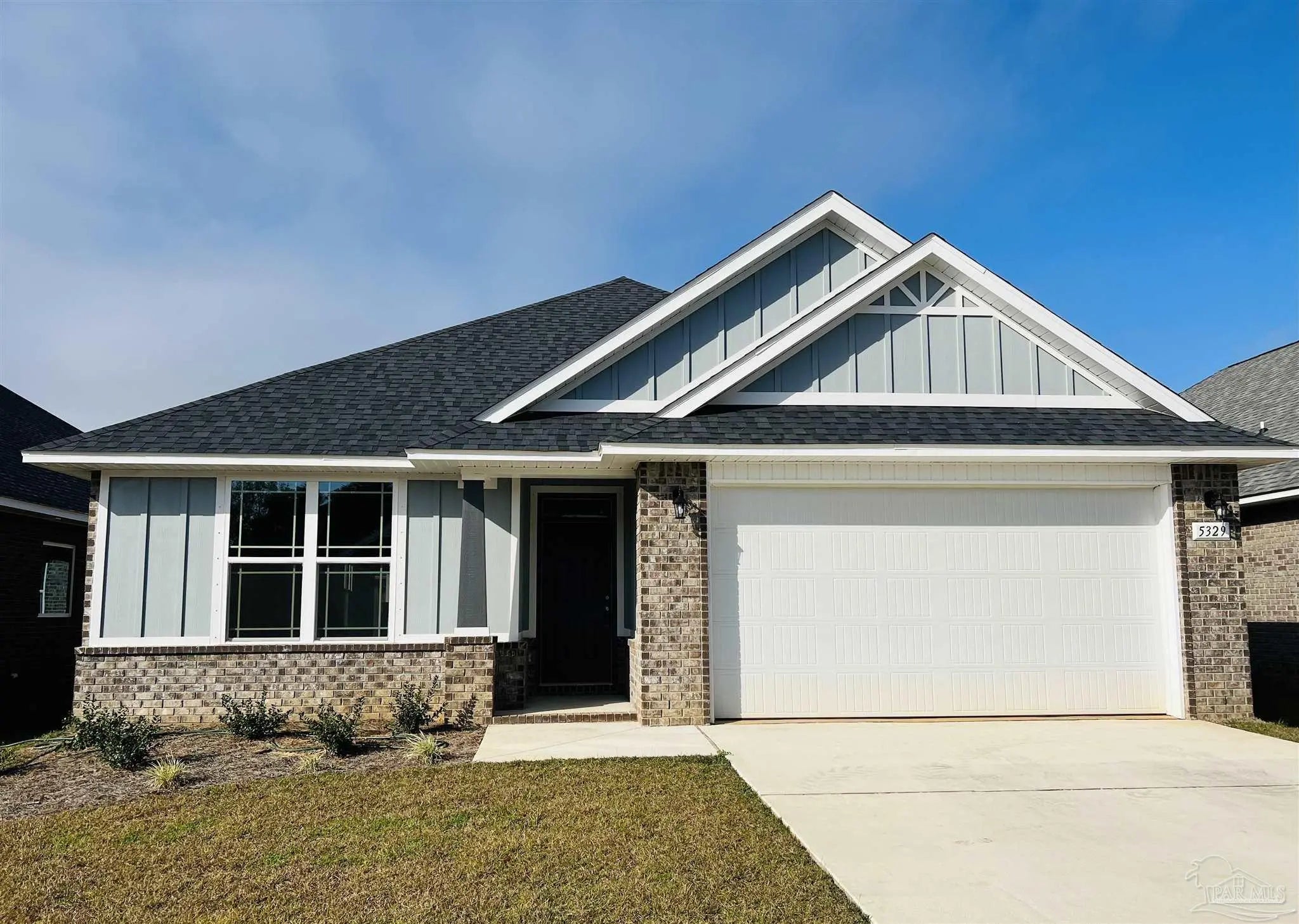 Photo of Listing #637355