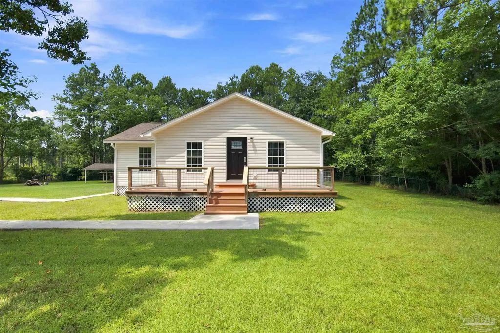 3263 Damon Dr, Milton