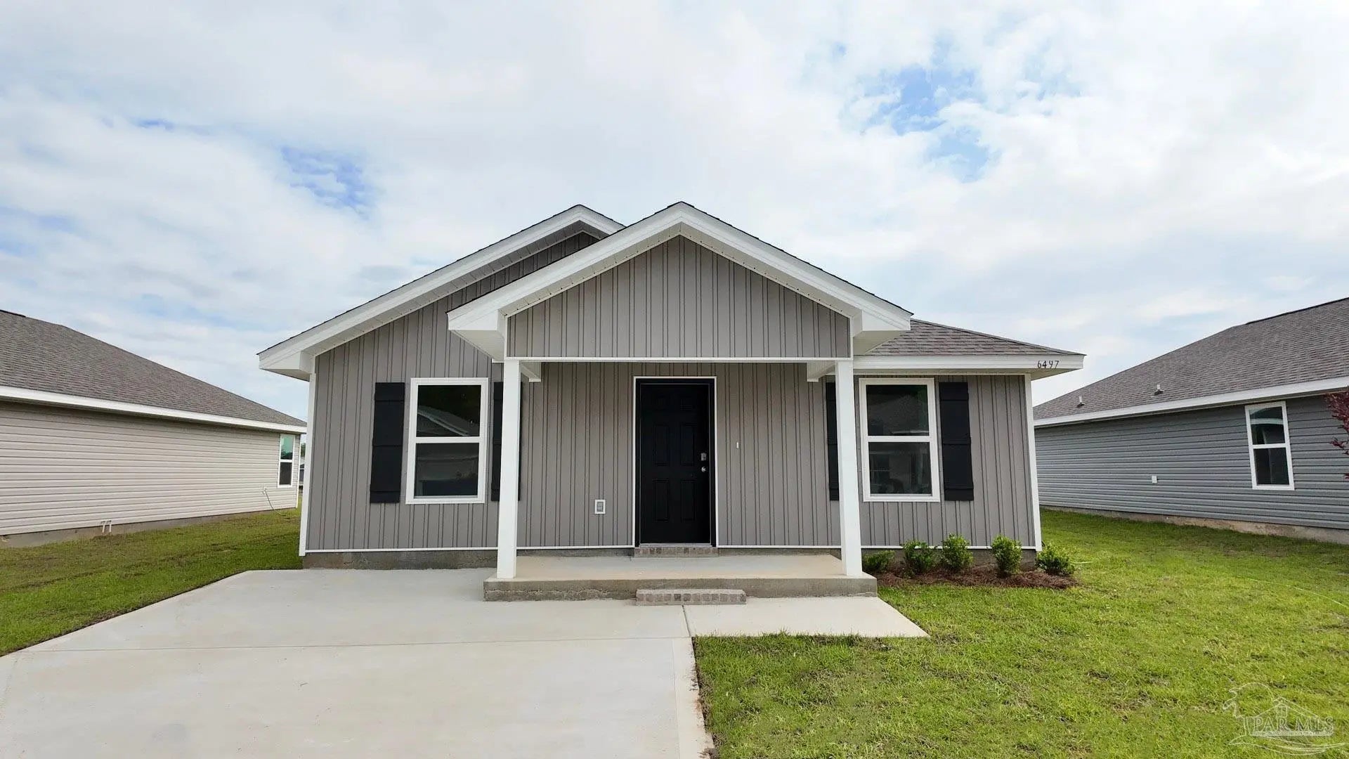 Photo of Listing #677116