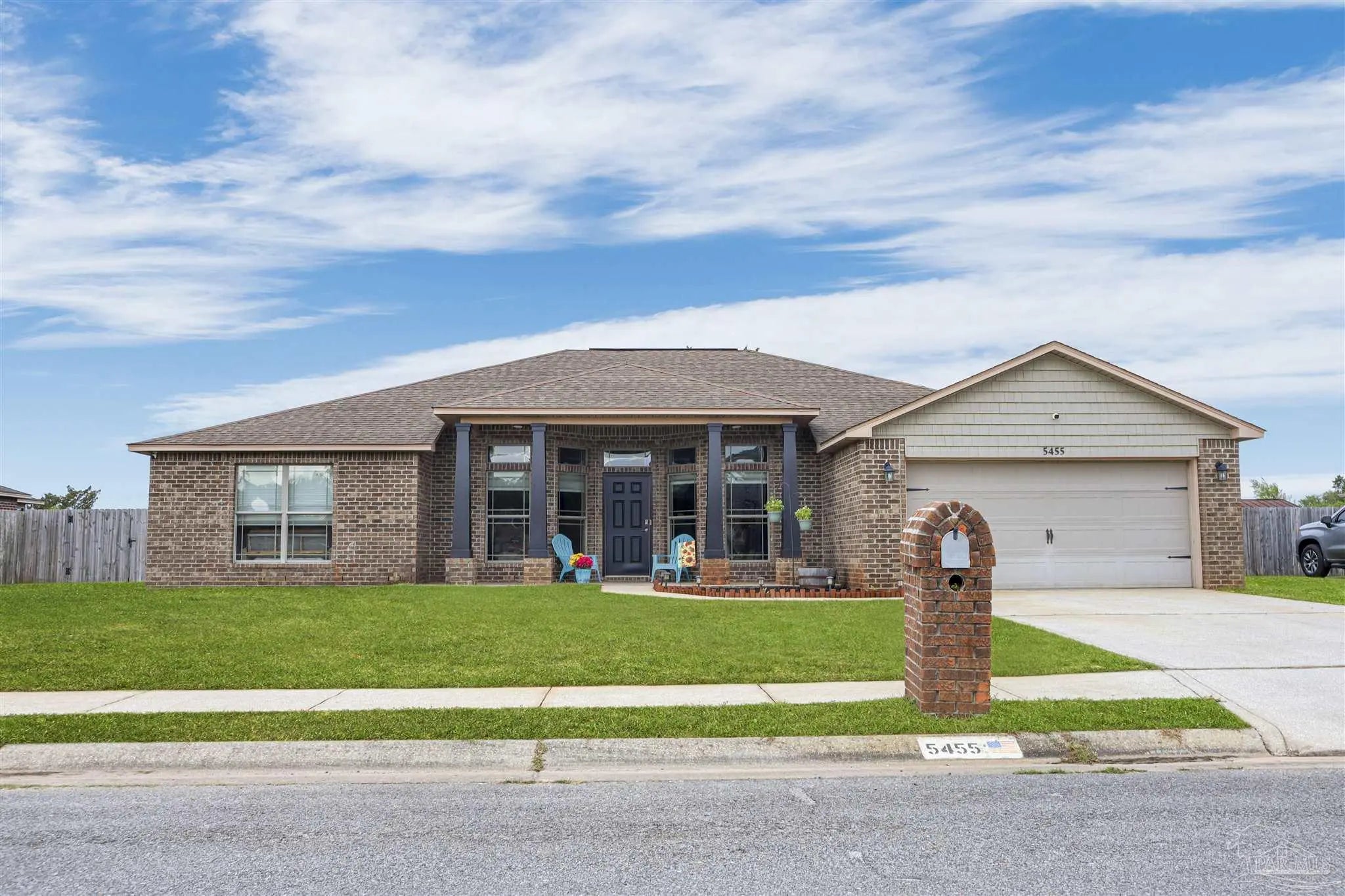 Photo of Listing #680965