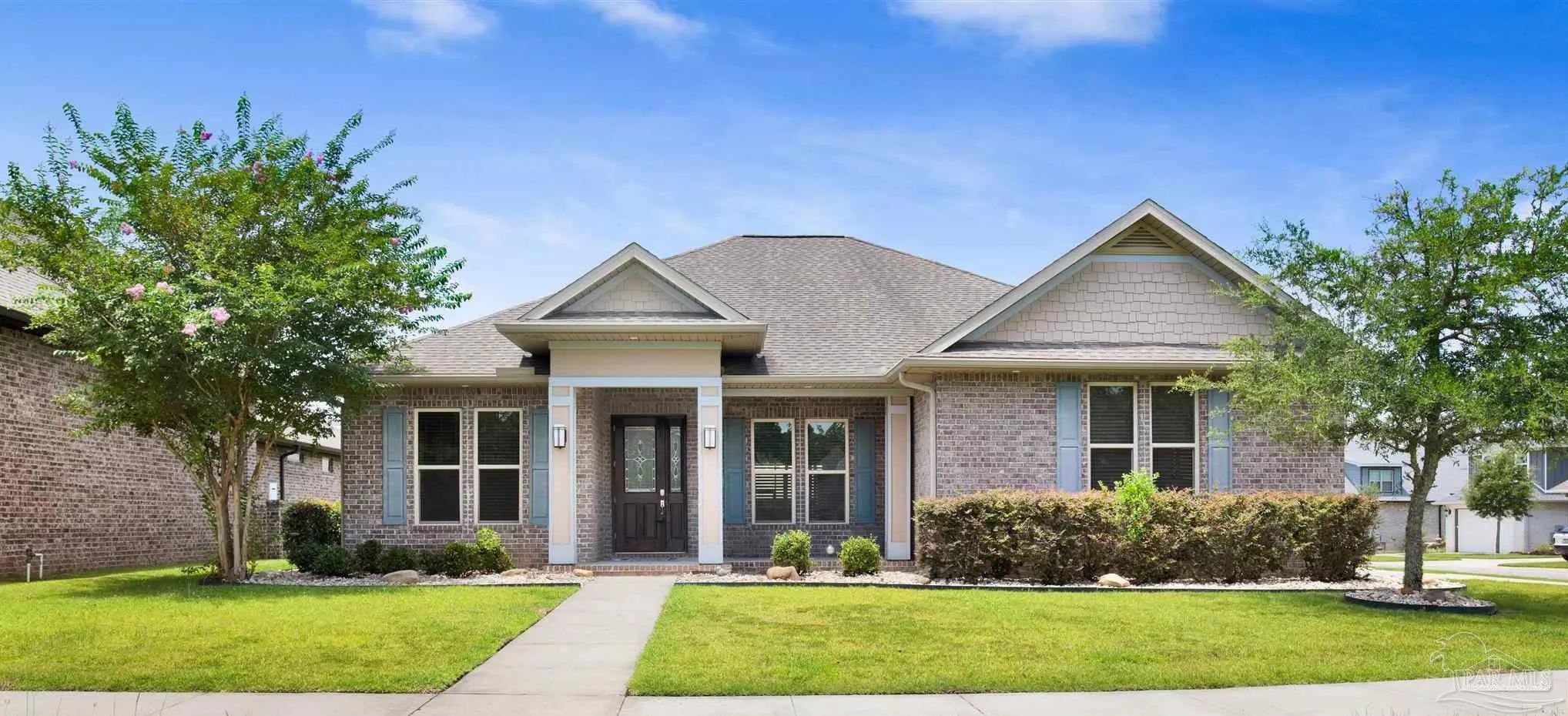 Photo of Listing #666882