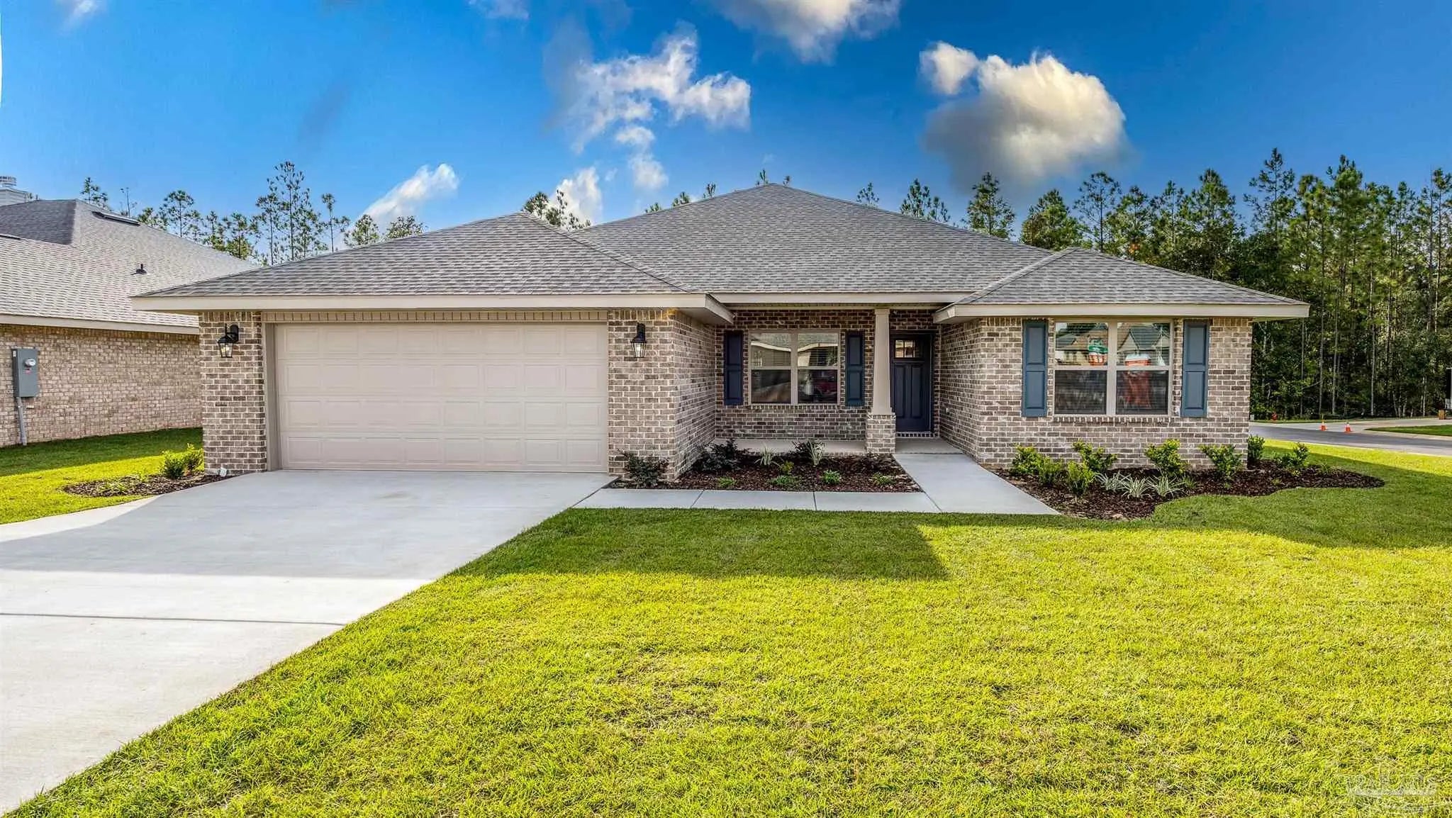 Photo of Listing #666687