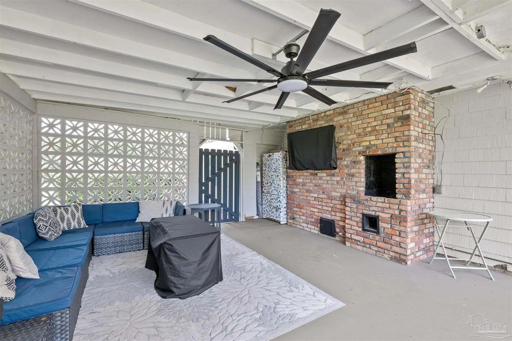 5902 Kendall Ave, Pensacola