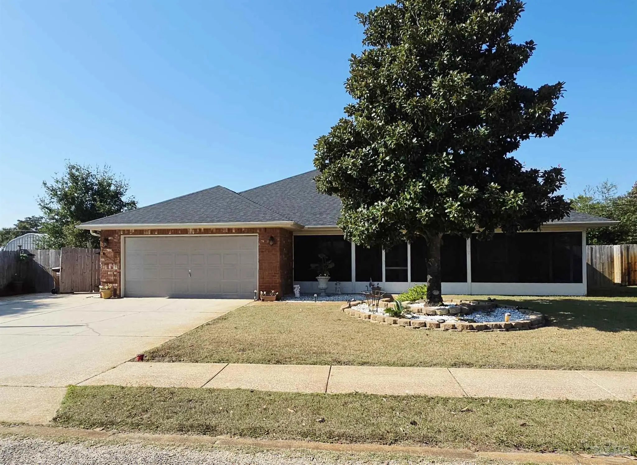 Photo of Listing #674118