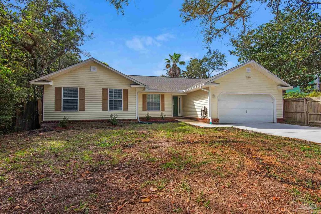 3009 Laurel Dr, Gulf Breeze