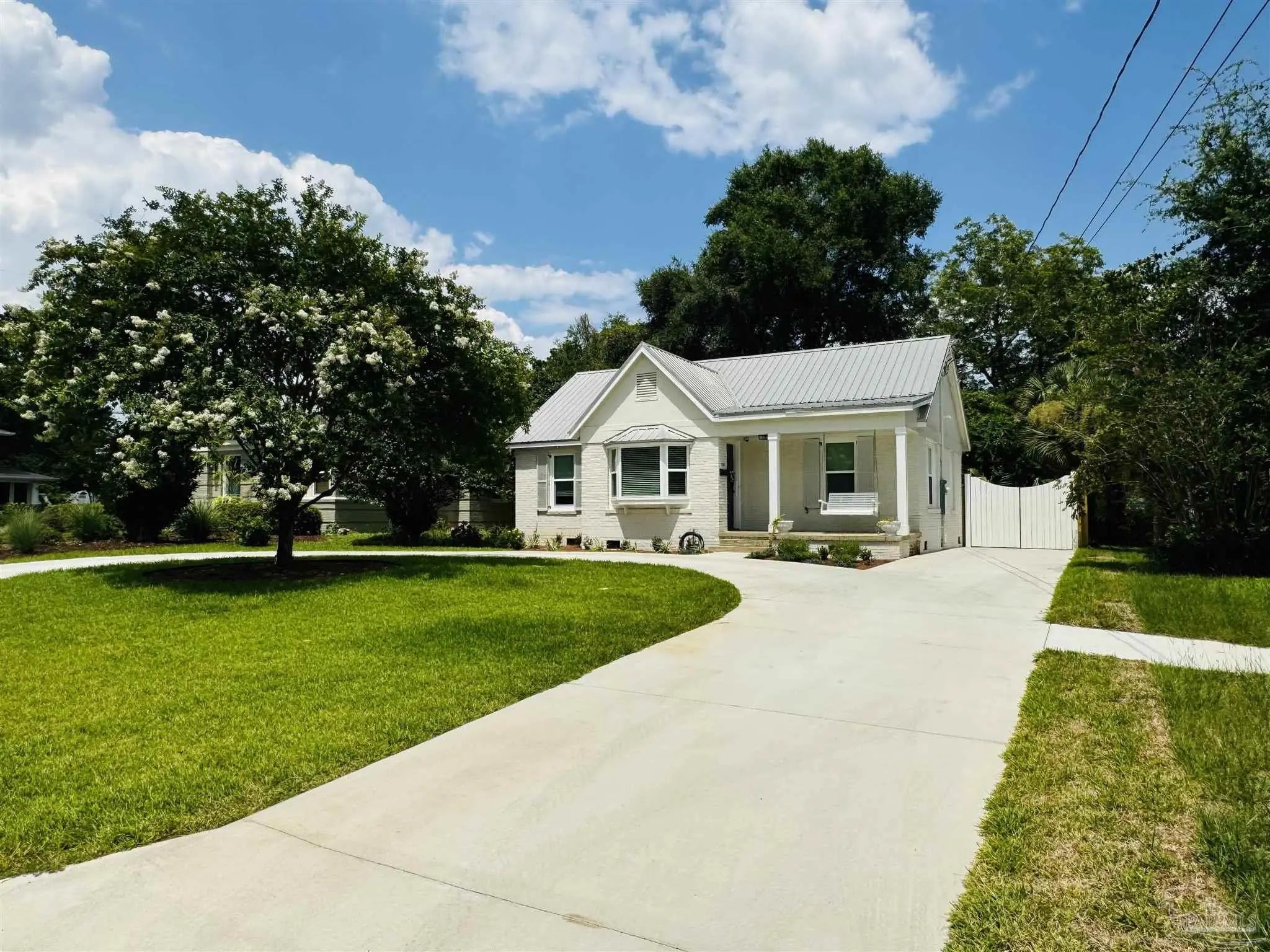 Photo of Listing #675108