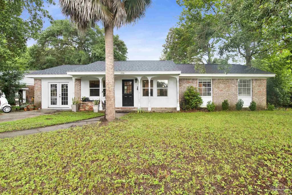 206 Norwich Dr, Gulf Breeze