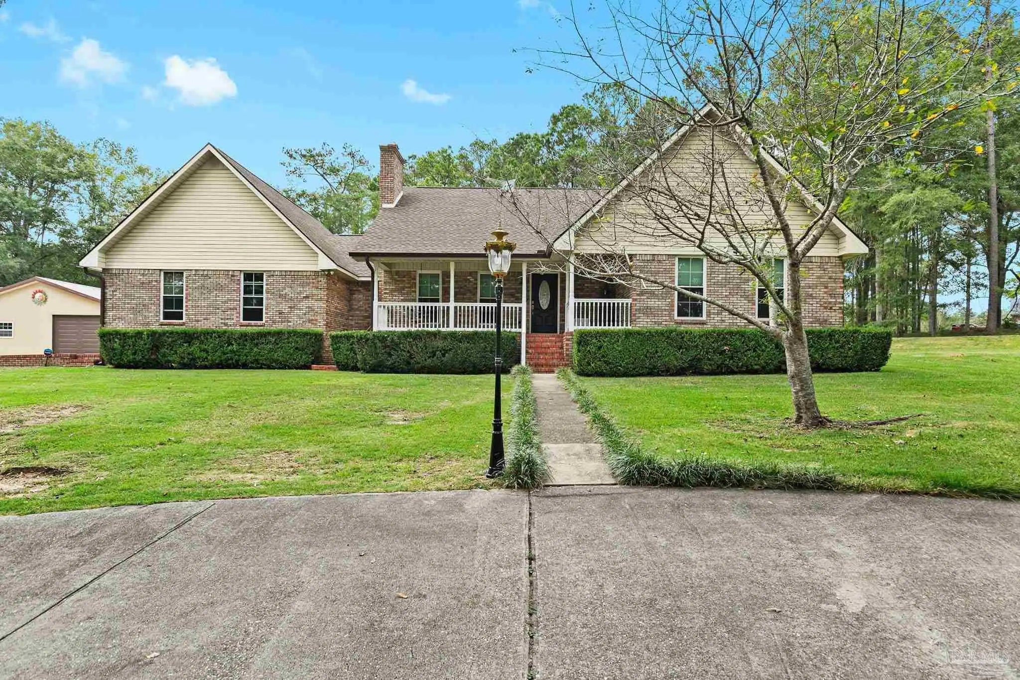 Photo of Listing #675212