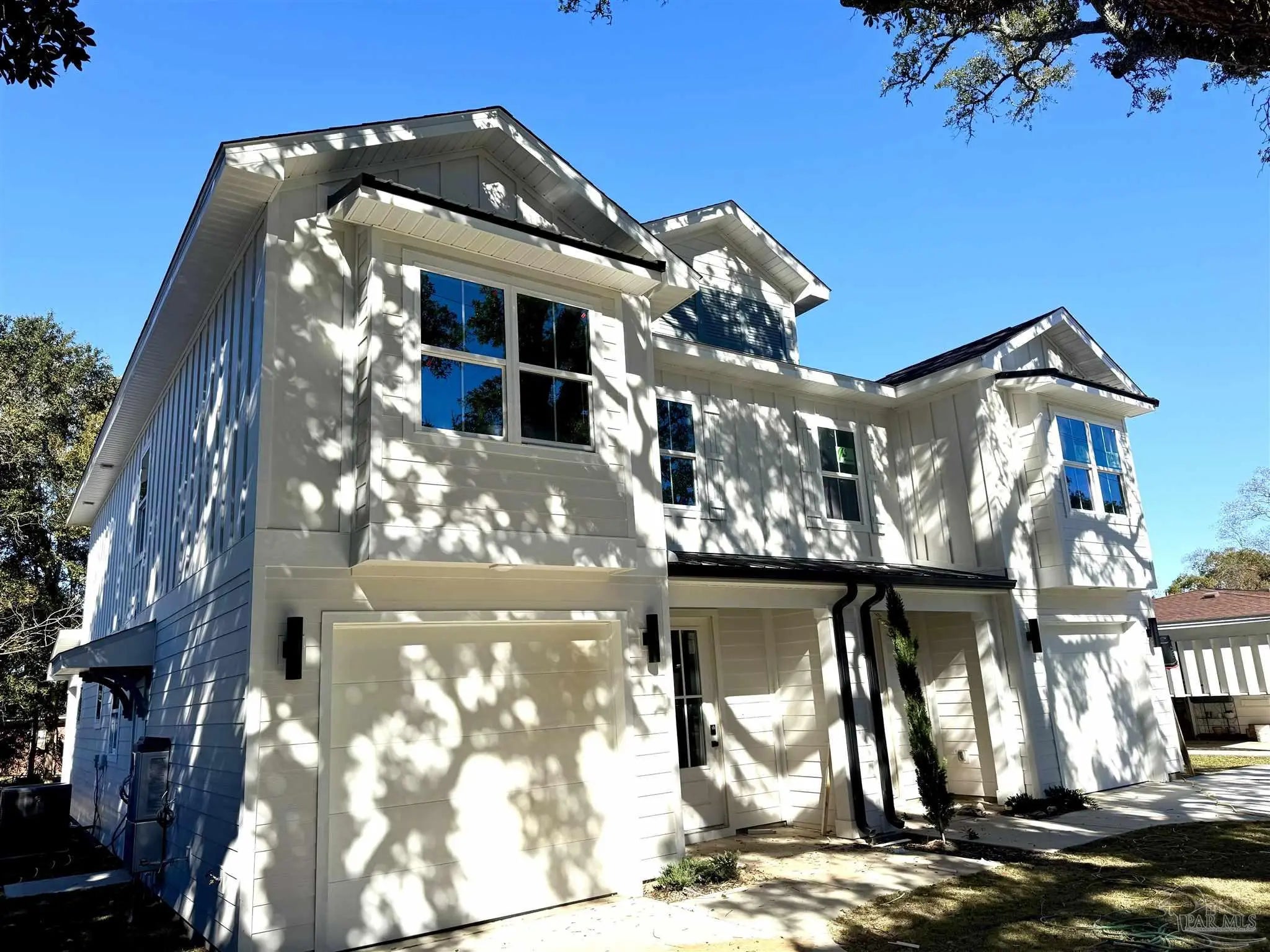 Photo of Listing #674195