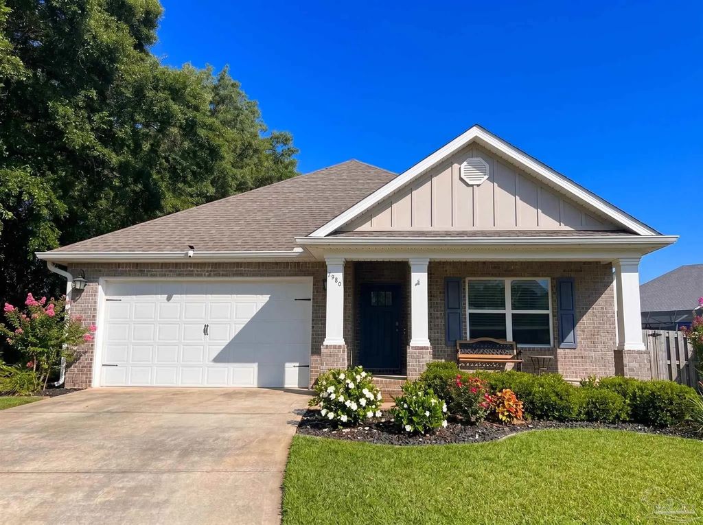 7980 Huntington Creek Ln, Pensacola
